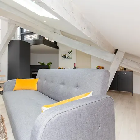 Anzur Yourhosthelper Apartment